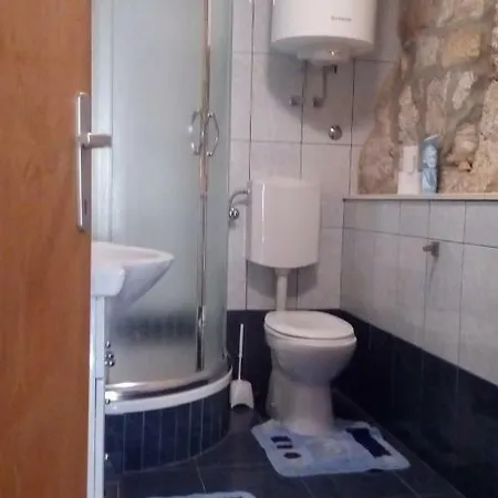 Vila Perkovic * Omiš